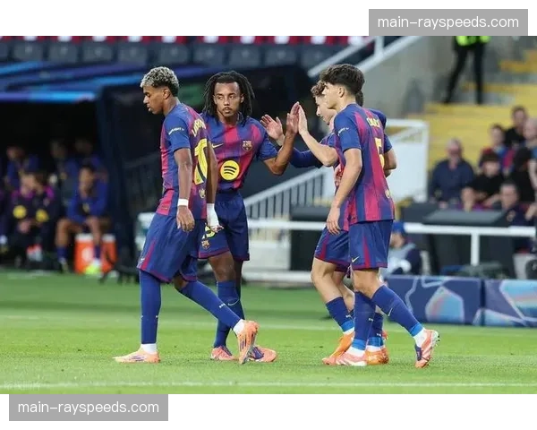 皇马巴萨国家德比前瞻:贝林厄姆对决亚马尔,谁能抢占争冠先机? 皇马巴萨国家德比前瞻:贝林厄姆对决亚马尔,谁能抢占争冠先机?