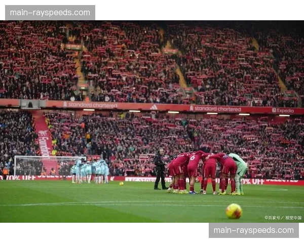 不莱梅最后时刻连入两球,3-2惊险战胜奥格斯堡,逃离降级区 不莱梅最后时刻连入两球,3-2惊险战胜奥格斯堡,逃离降级区